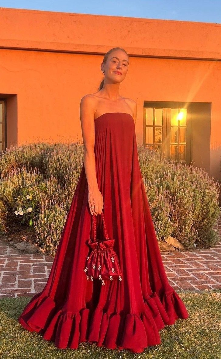 Saturday La Dolce Vita Black Tie outfit inspiration
